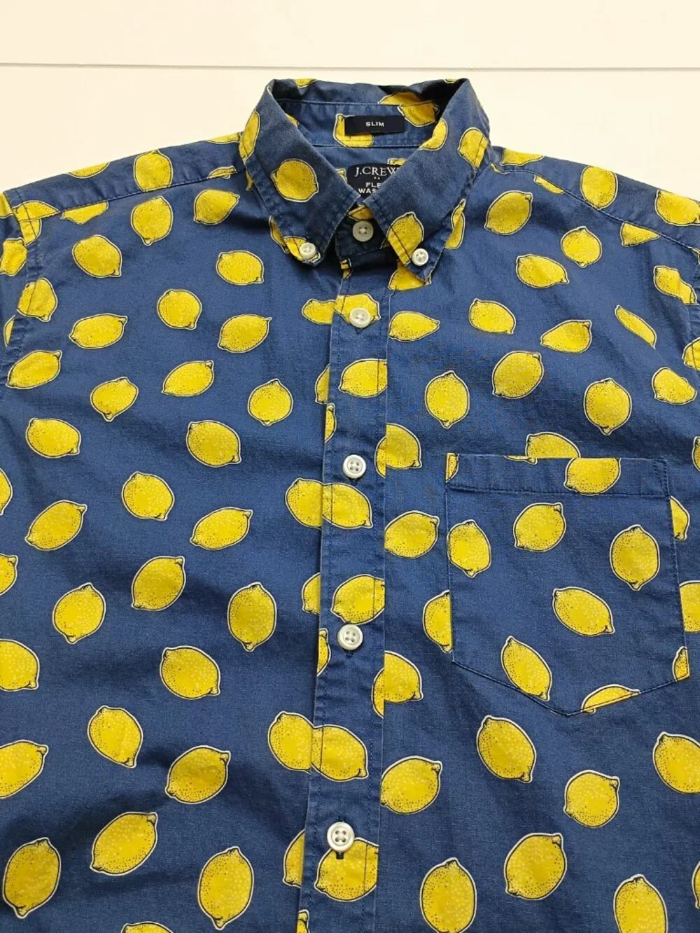 J.Crew Flex Washed Lemon Print Button Down Shirt Navy Yellow Slim Fit Mens Small